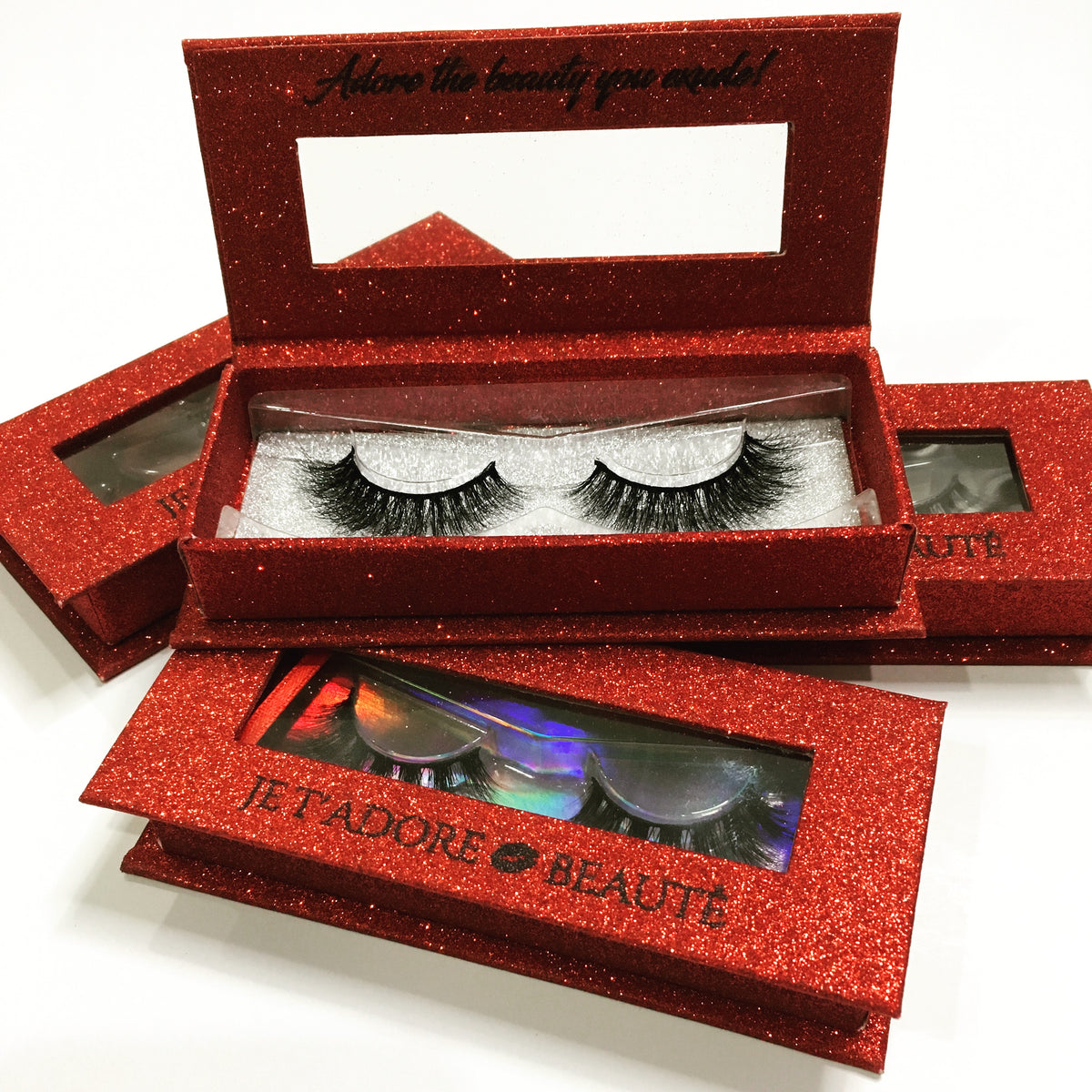 we offer lashes for everyone no matter gender, style, or preferance. We belive that everyone is beautiful in there own way and it should be adored and expressed in whatever way you feel so why not start with adding some flair to the windows to your soul!